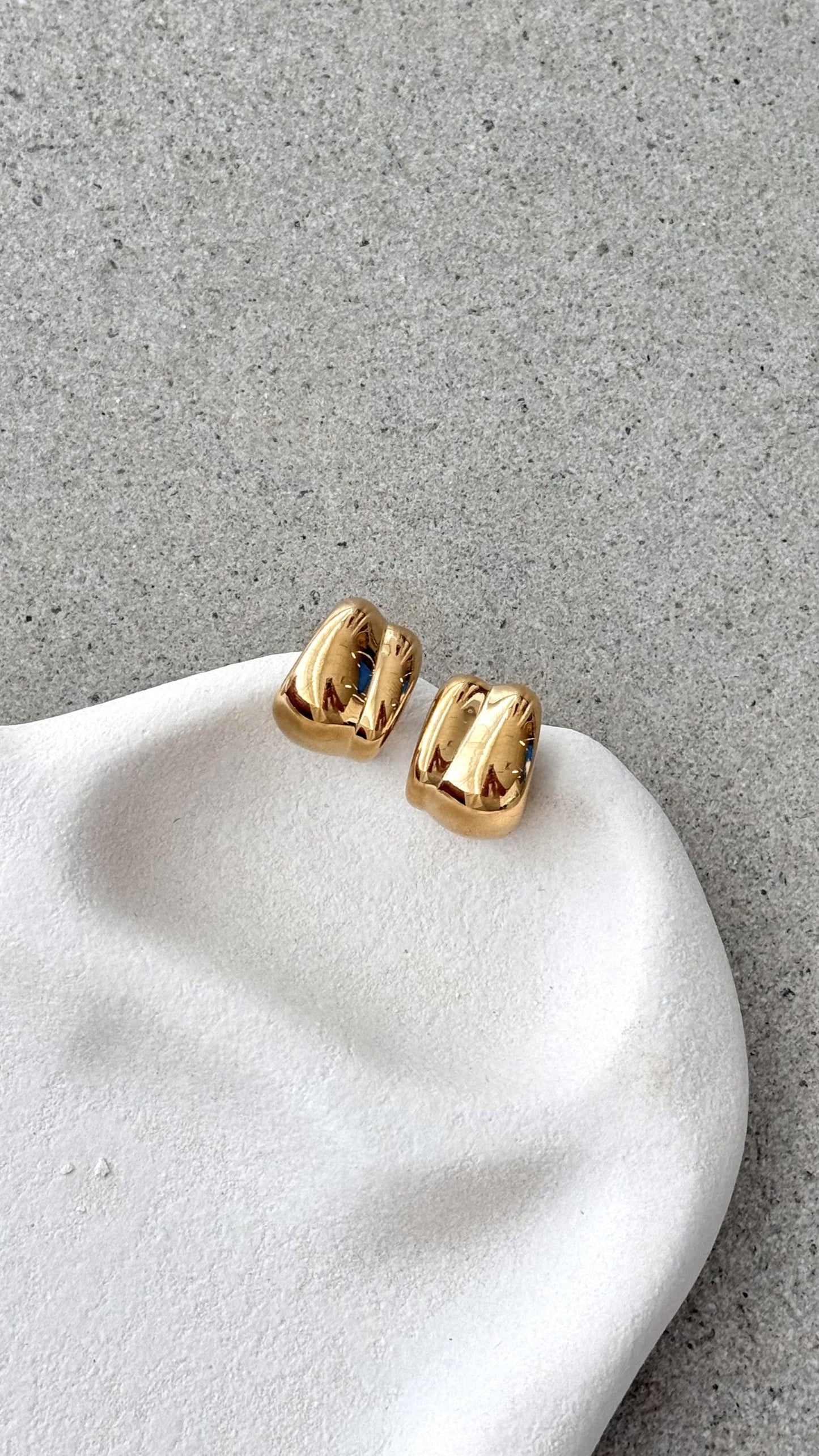 Kiara Earrings - Gold